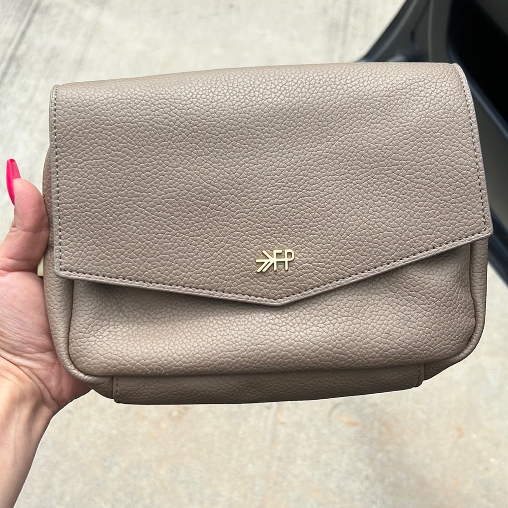 Aspen Classic Park Pack - a darker tan color